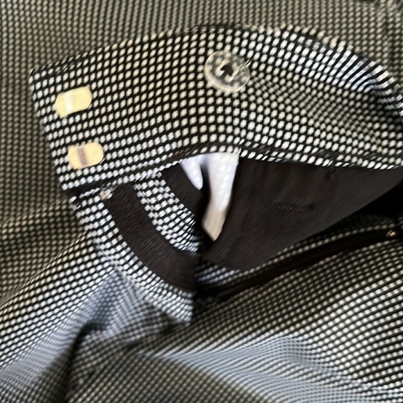 PGA Tour Ladies Golf Shorts - Picture 7 of 13